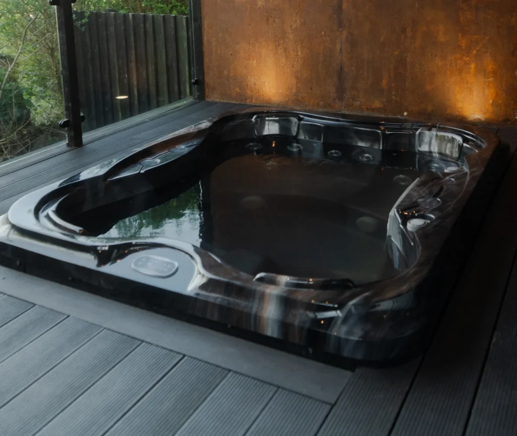 belfast cabins with hot tub view